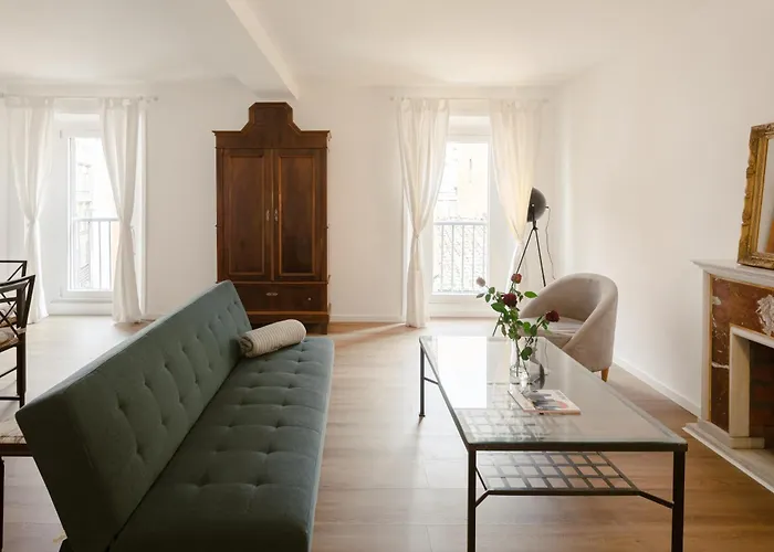 Via Francesco Crispi Private Apartment *